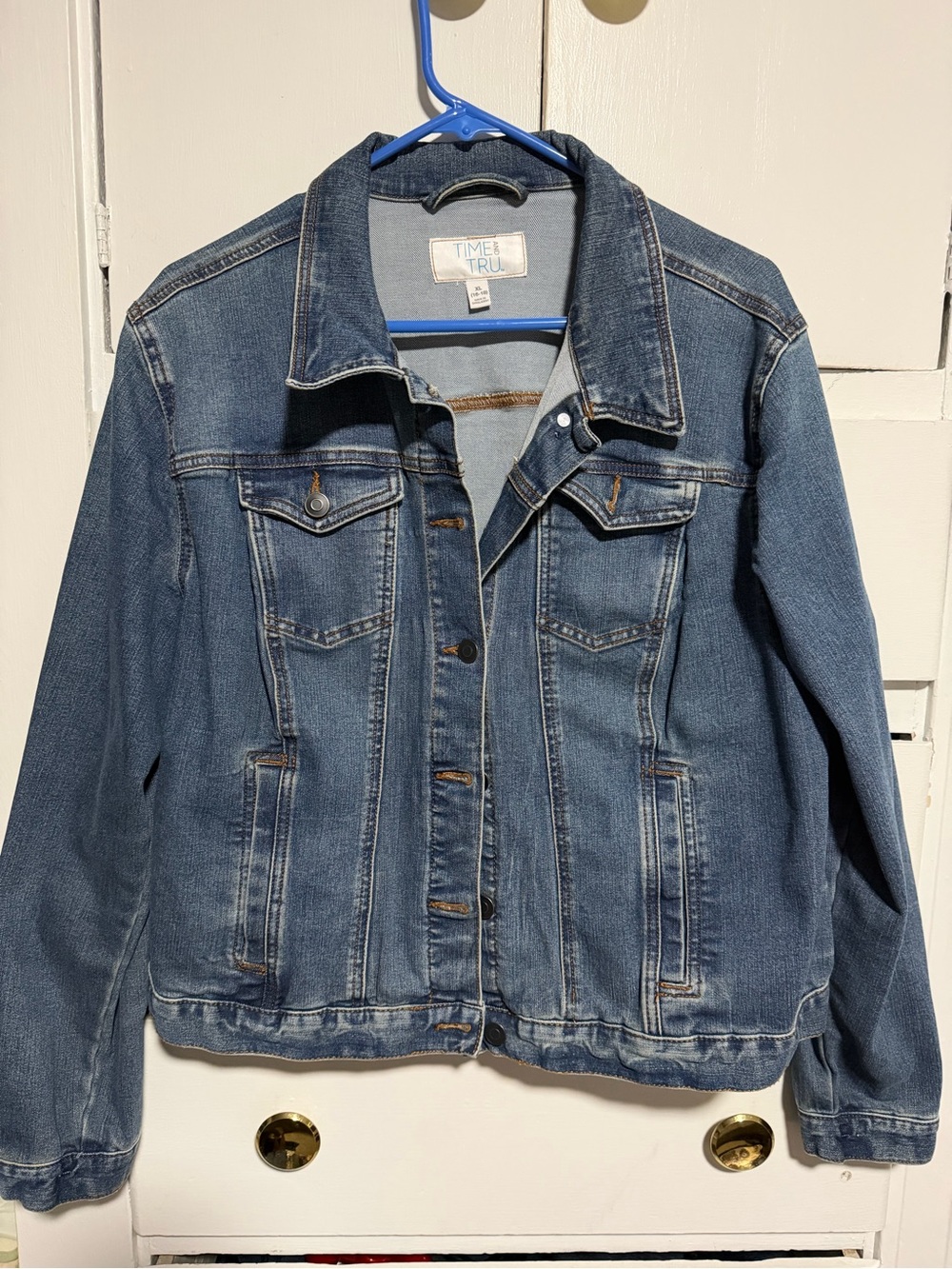 Time and Tru Medium Blue Denim Jean Jacket. Size XL